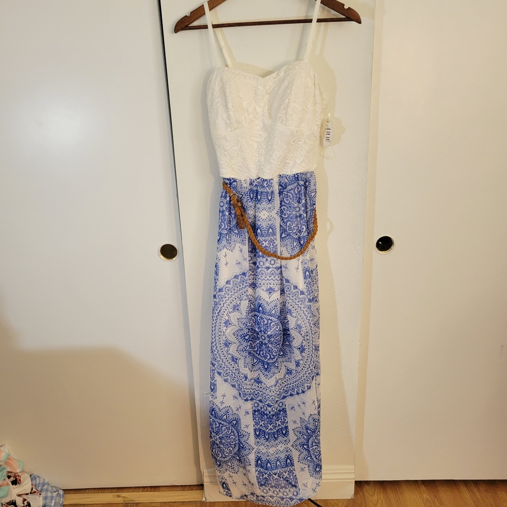 AUW Blue and White PatternedBoho Maxi Dress